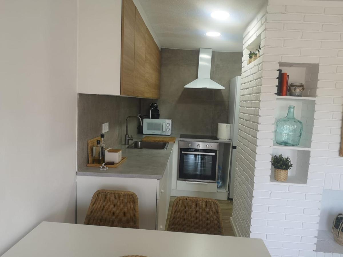 Ingrid Apartment サロウ エクステリア 写真